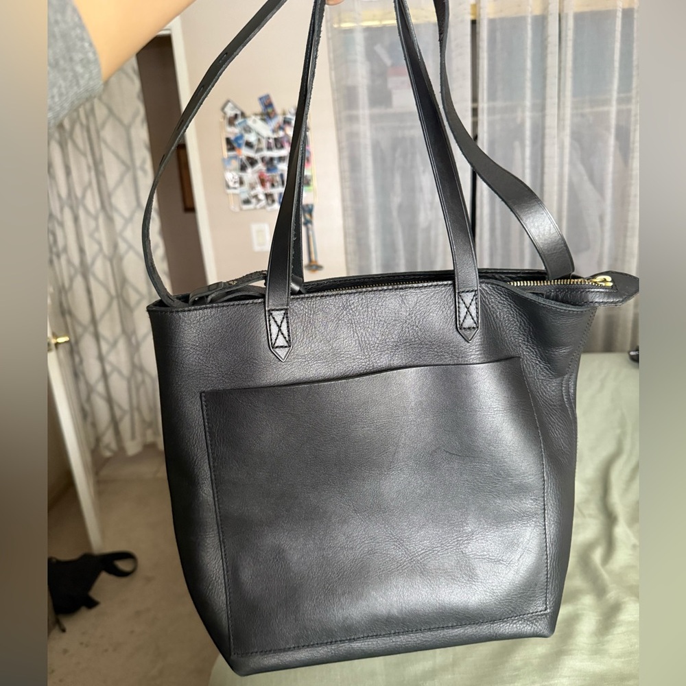 Black Madewell Medium Transport Tote